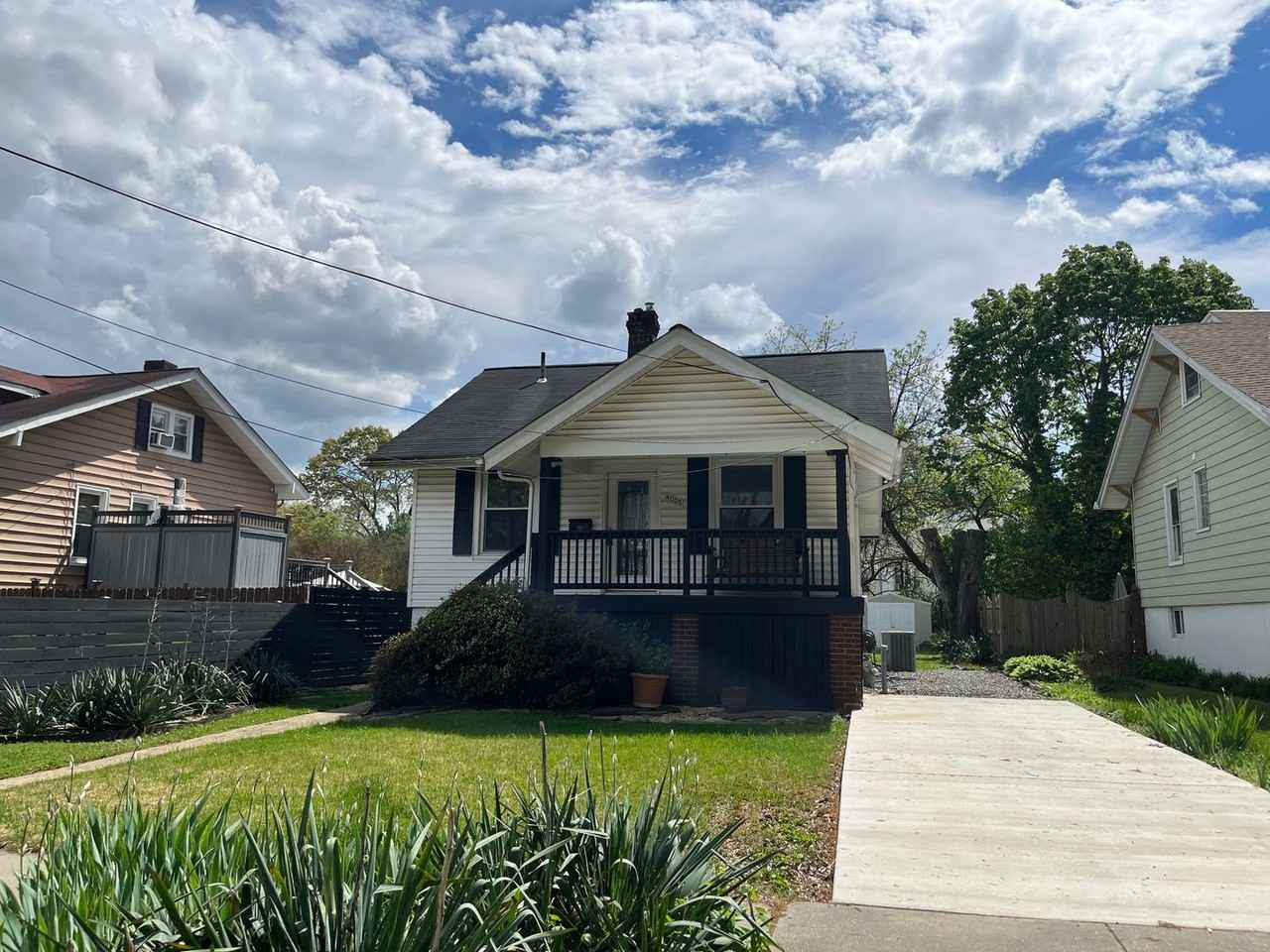 4005 Bunker Hill Rd - Photo 2 of 17