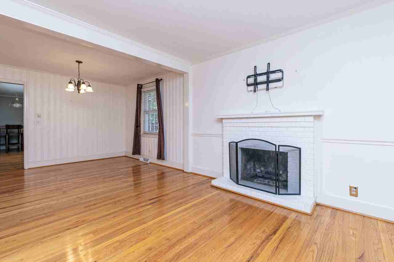 941 Evergreen Ave - Photo 7 of 50