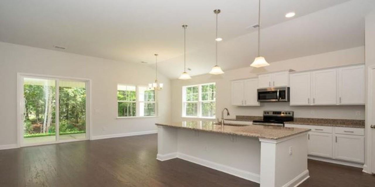 67 Palmer Pl - Photo 3 of 7