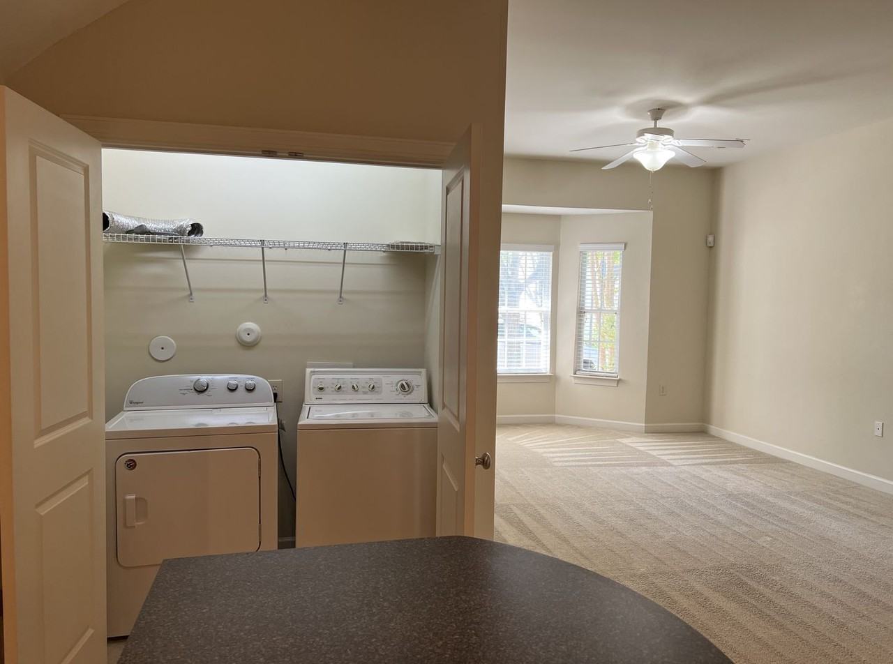 354 Summergate Dr - Photo 3 of 18
