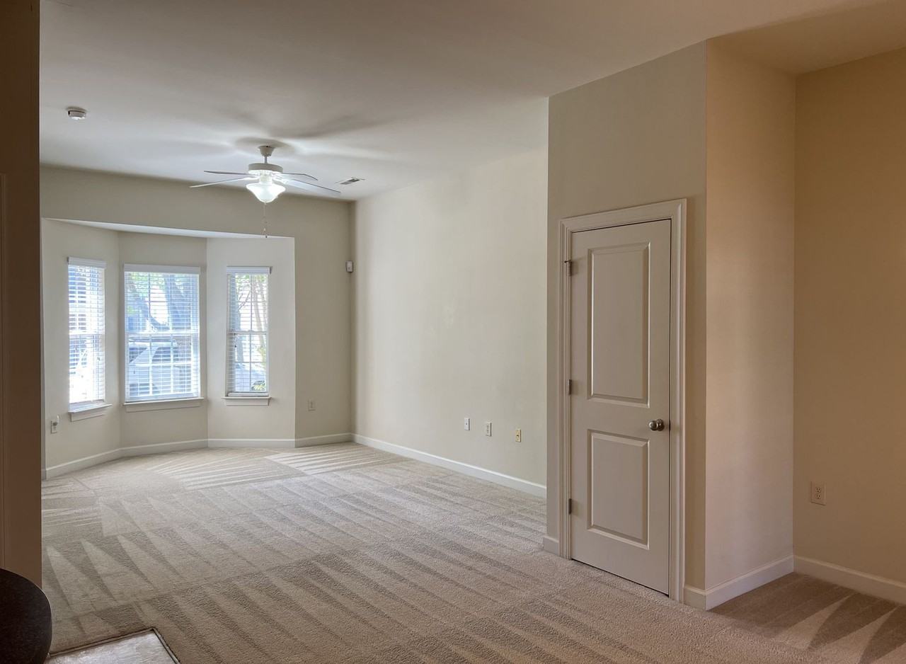 354 Summergate Dr - Photo 5 of 18