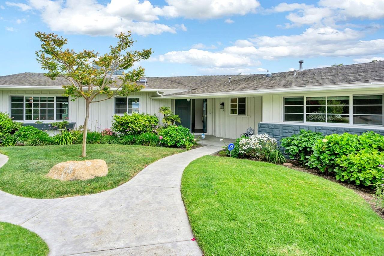 5827 La Jolla Mesa Dr - Photo 2 of 48