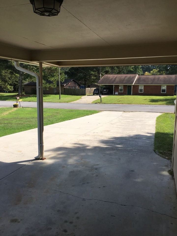 109 Lindsey Dr Nw - Photo 4 of 25