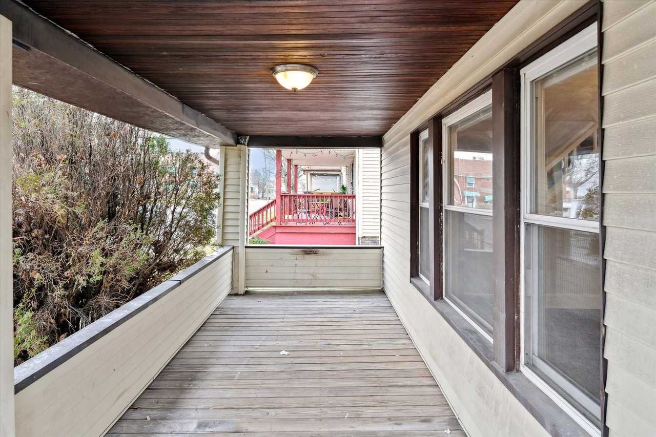 4367 E 139th St - Photo 2 of 29