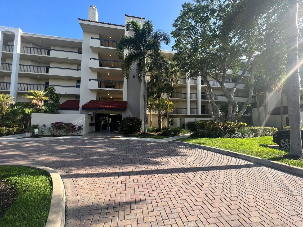 825 Egret Cir Apt 107a - Photo 2 of 42