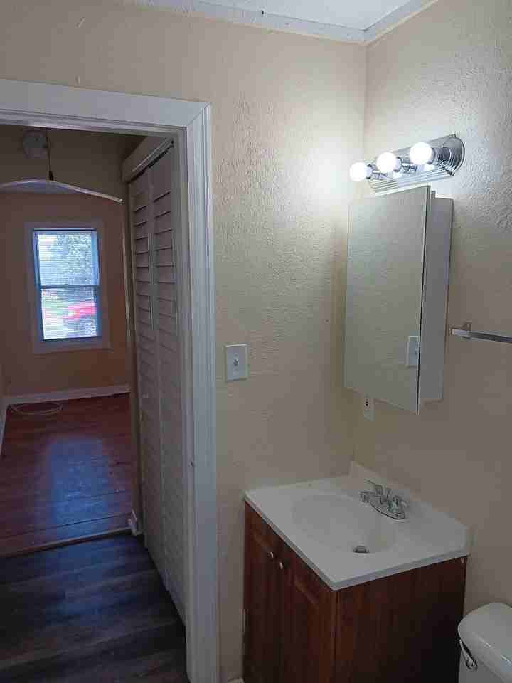 3220 6th Ave S - Photo 3 of 13