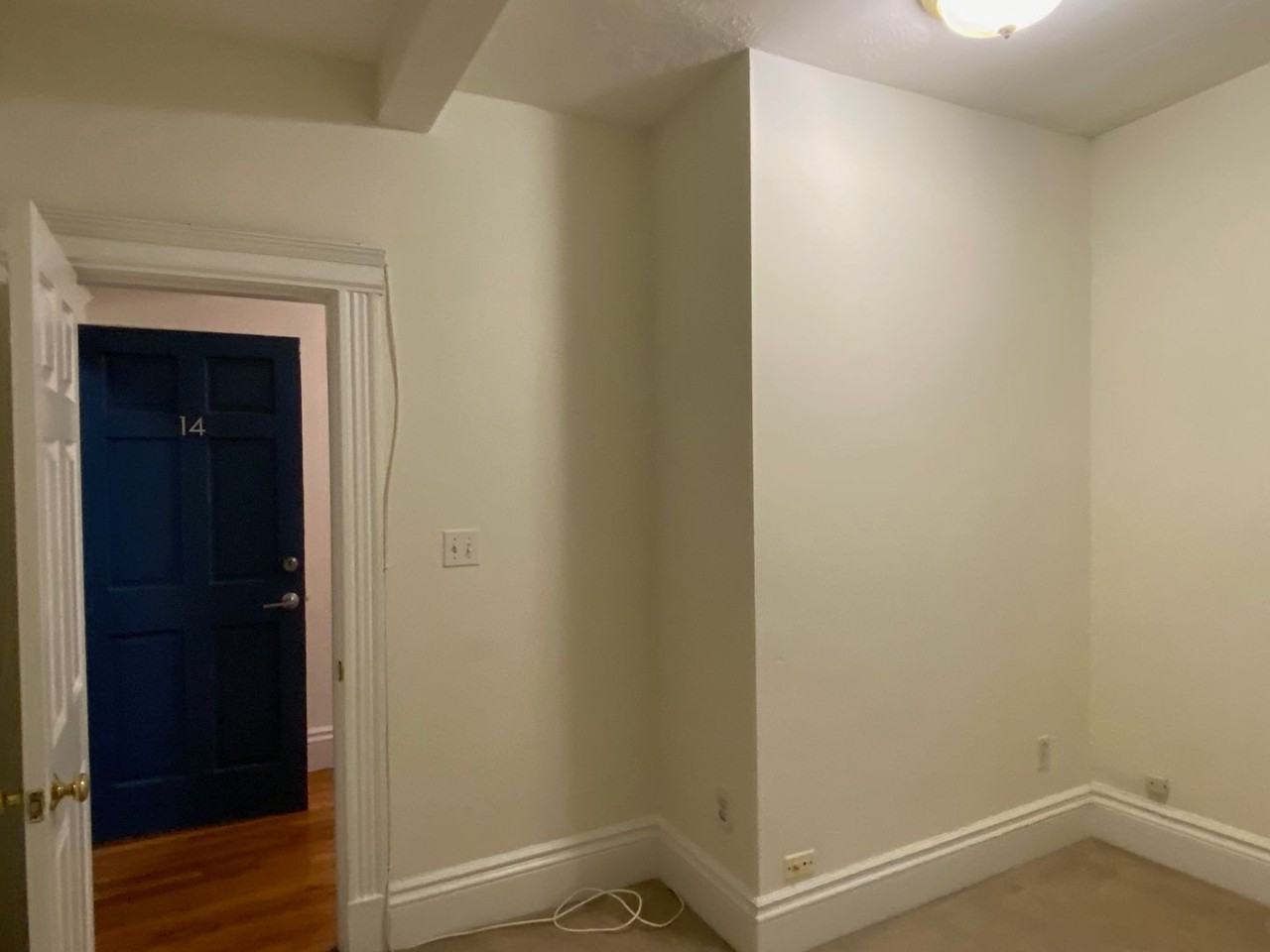 4 Camelot Court - Photo 7 of 32