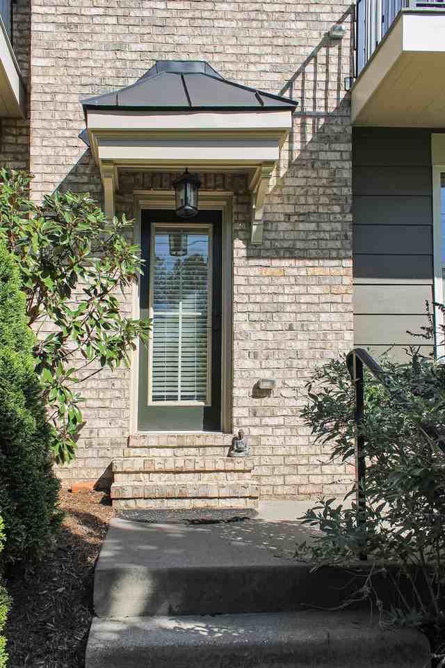 2717 Avinity Ln - Photo 3 of 36