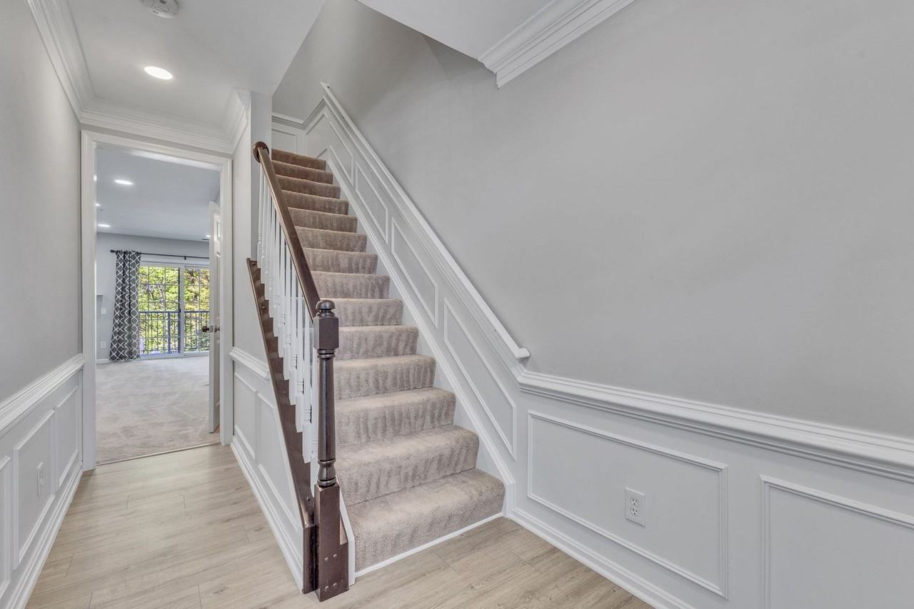 5980 Kimberly Anne Way - Photo 2 of 28