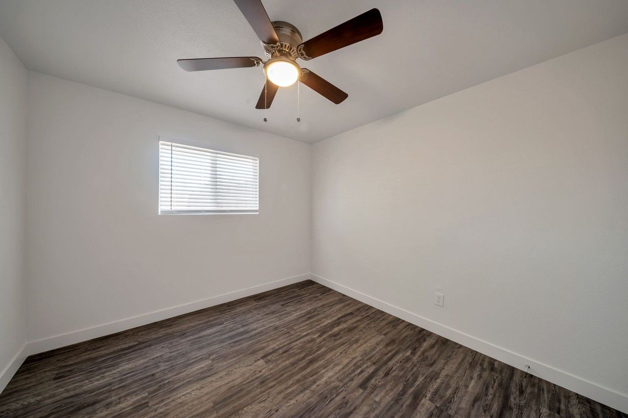 The Lowe located in the heart of Mesa! - Photo 3 of 32
