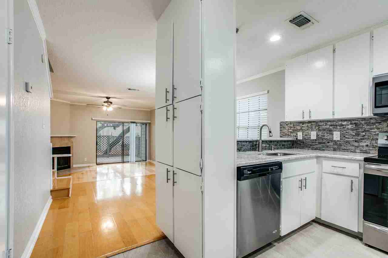 11815 Vance Jackson Rd #606 - Photo 4 of 12