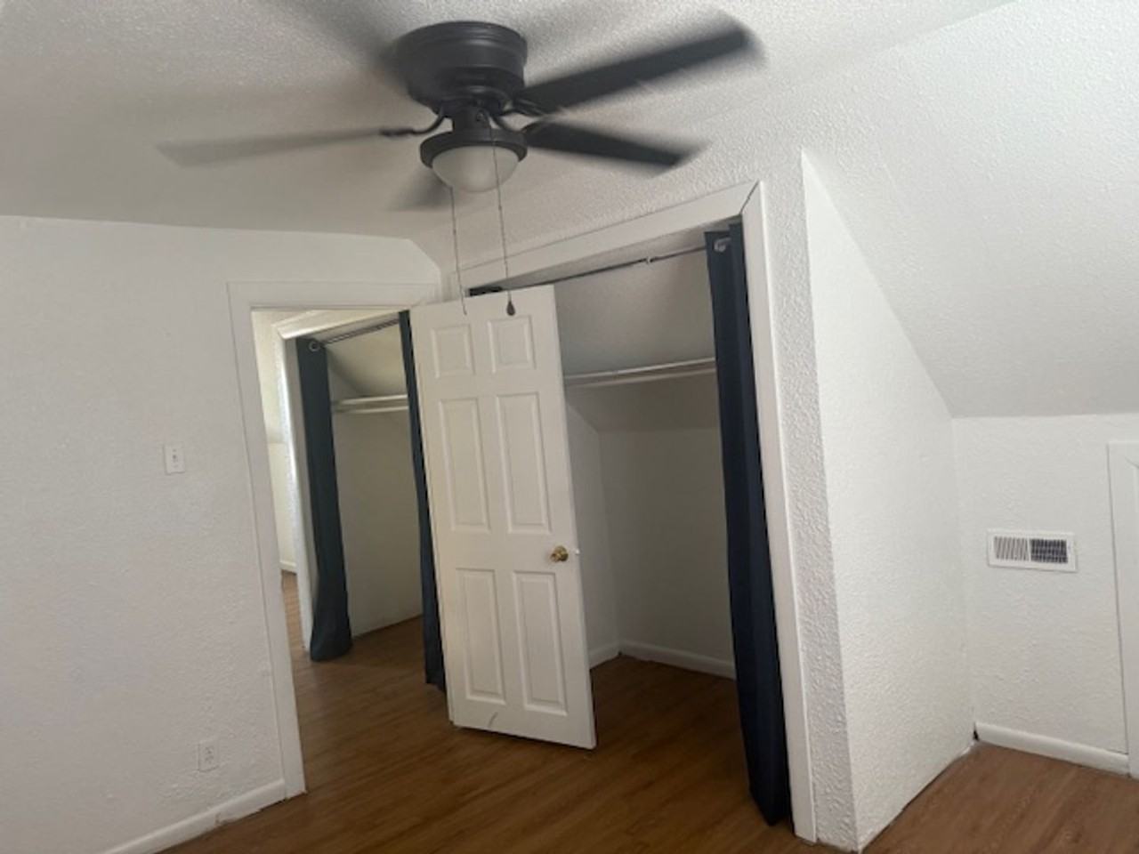 716 East 2nd Street - Photo 6 of 16