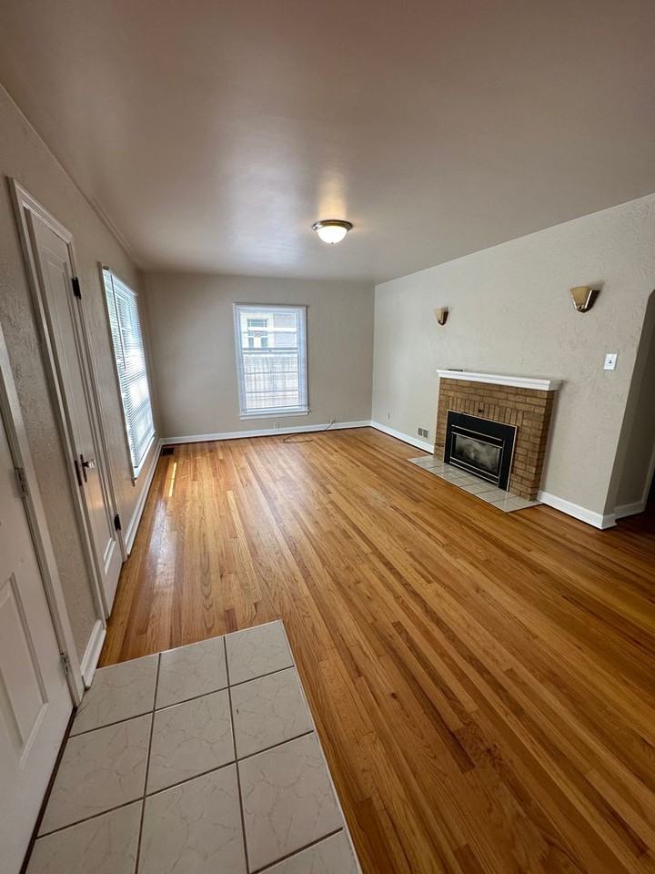 3607 Reed Ave - Photo 2 of 13