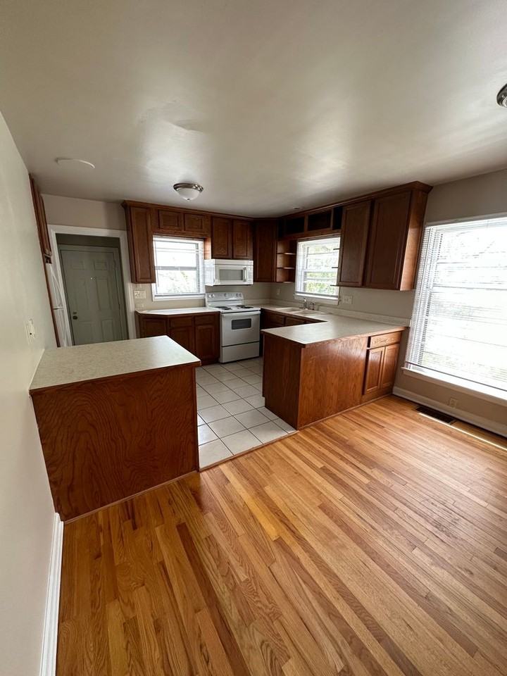 3607 Reed Ave - Photo 5 of 13