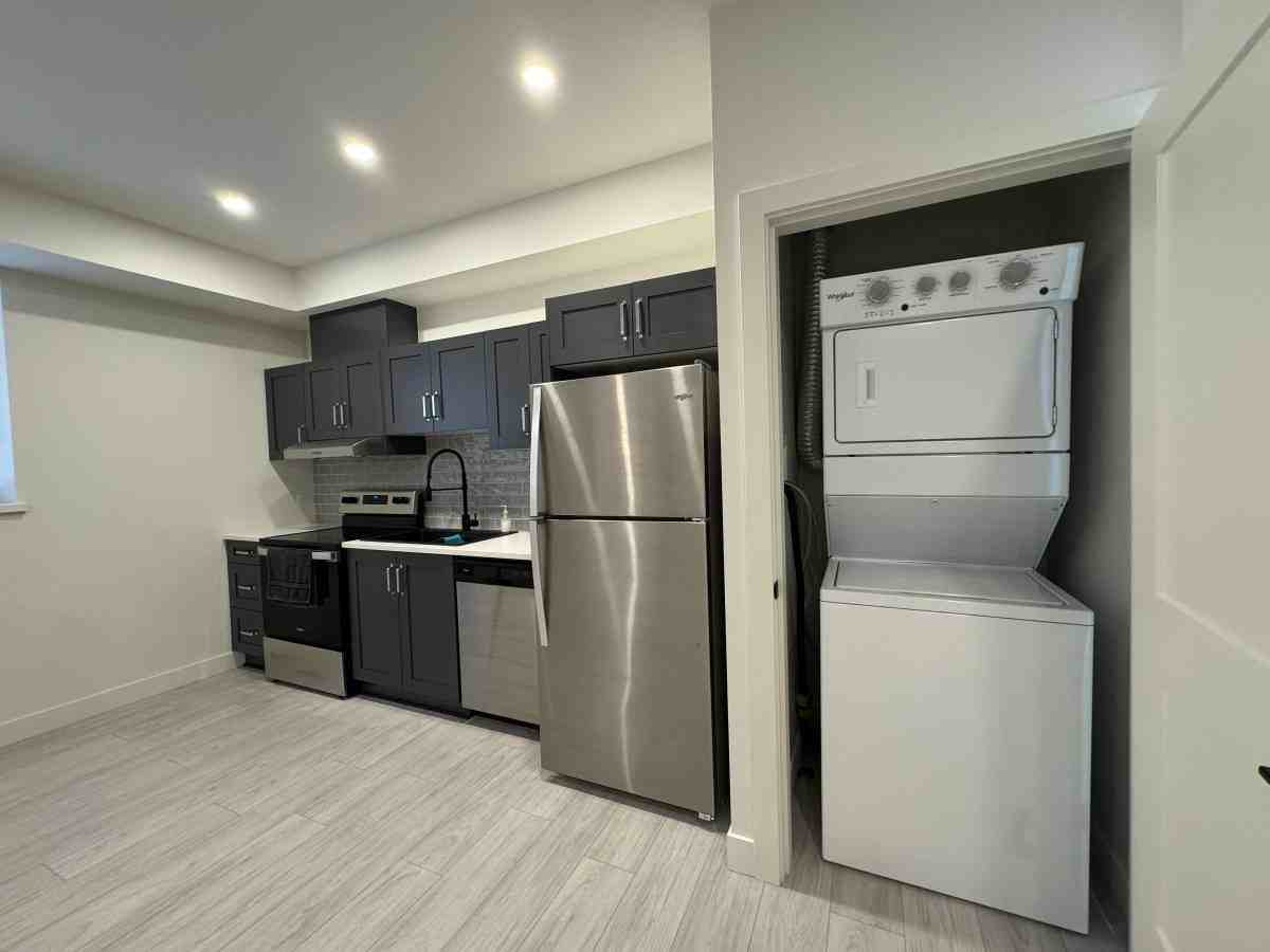 23154 140B Avenue - Photo 2 of 14