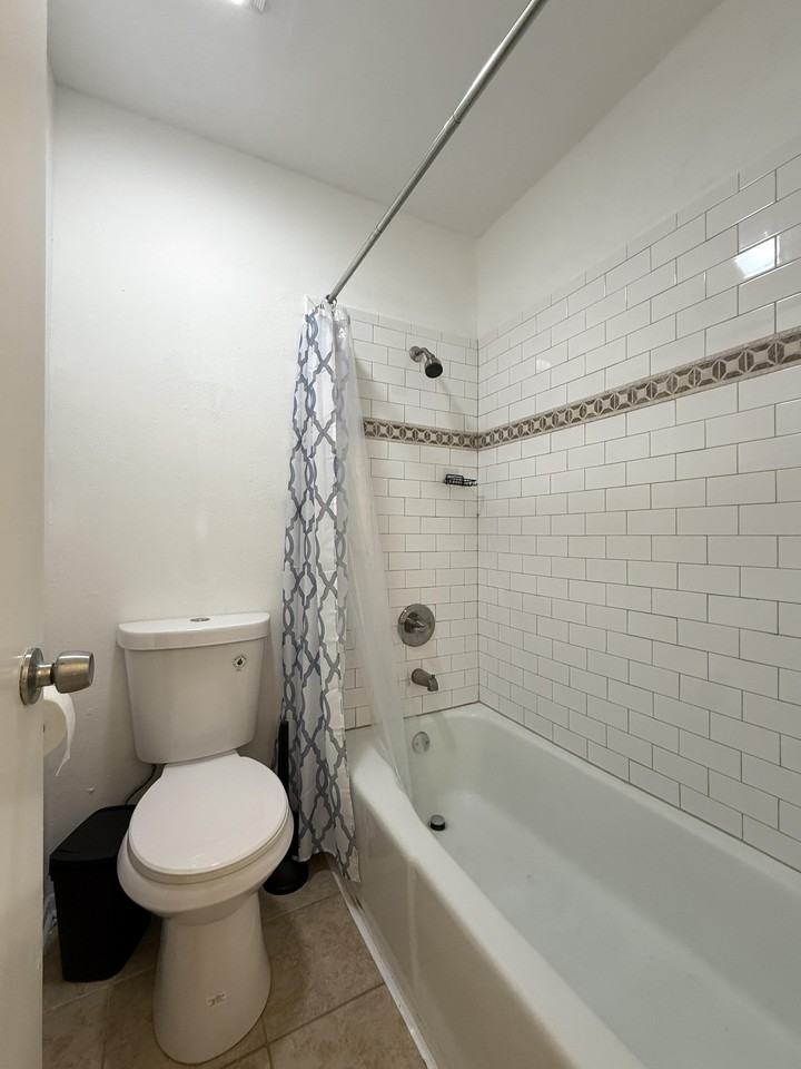 Cypress Lake Drive - Photo 6 of 12