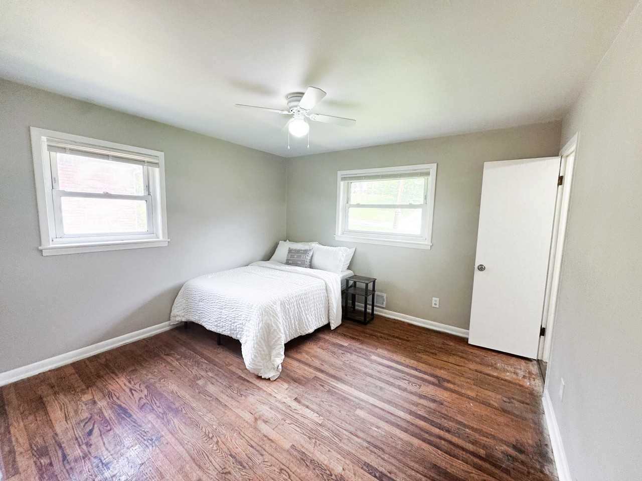 Glenview Cir Sw - Photo 3 of 11