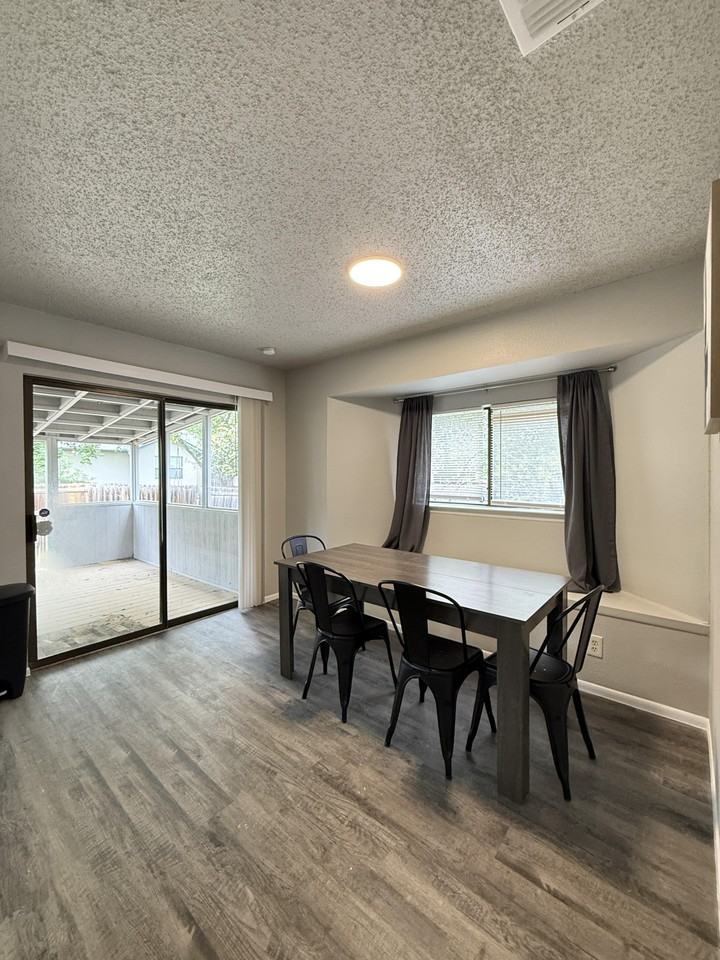 Mirecourt - Photo 3 of 9