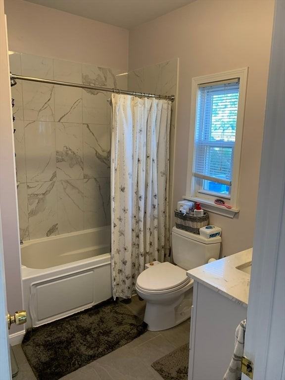 107 Union St - Photo 3 of 12