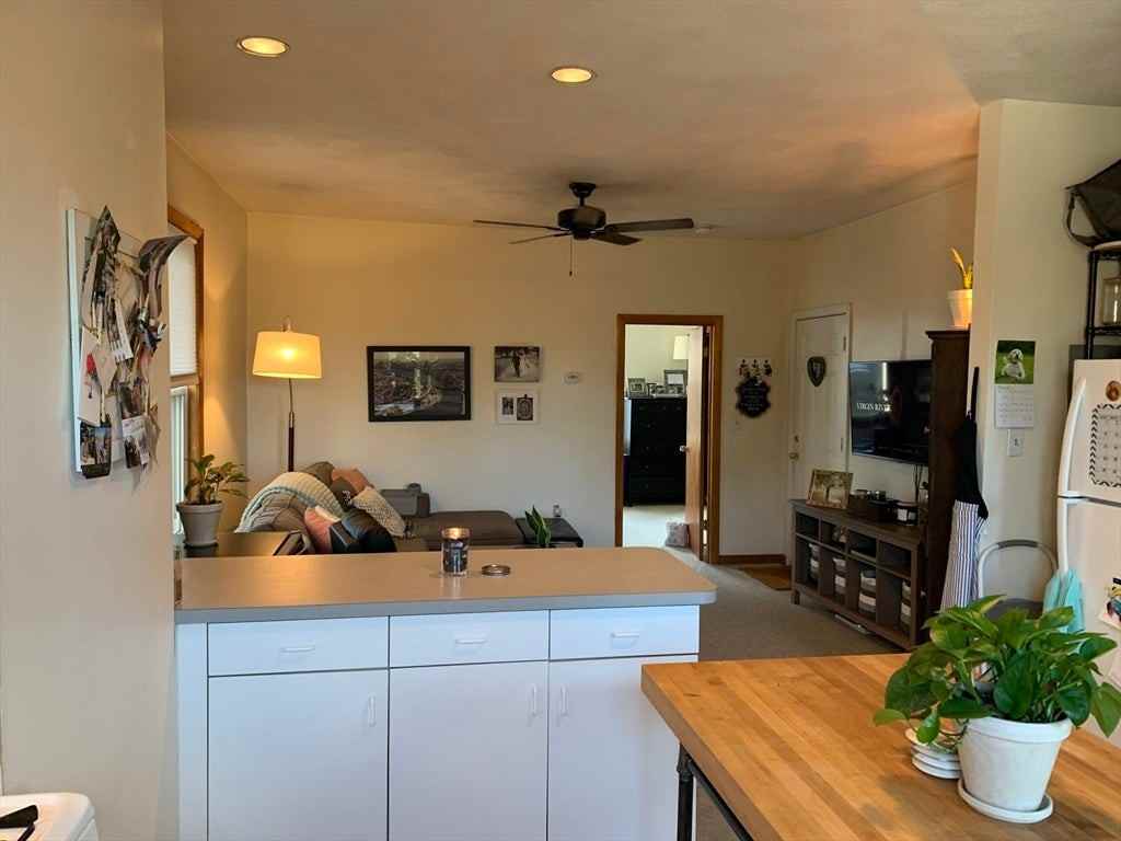 107 Union St - Photo 7 of 12