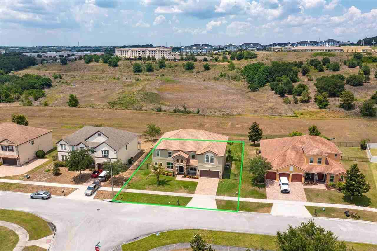 2446 Linkwood Ave - Photo 2 of 25