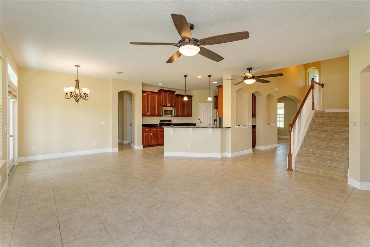 2446 Linkwood Ave - Photo 6 of 25