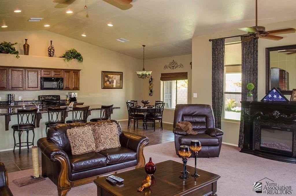 6093 E 46th Ln - Photo 3 of 20