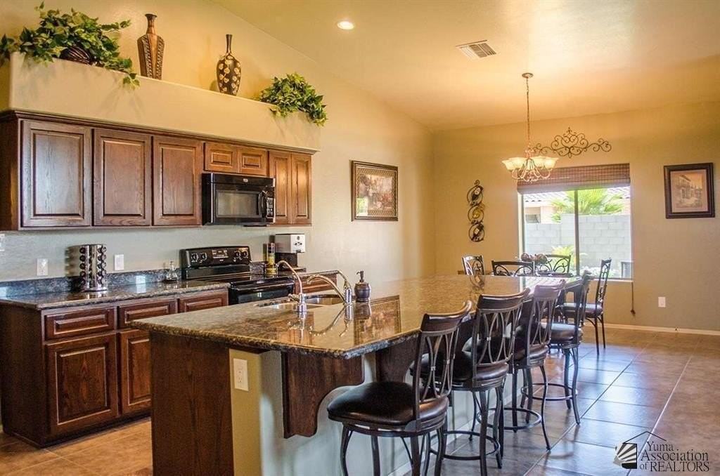 6093 E 46th Ln - Photo 6 of 20