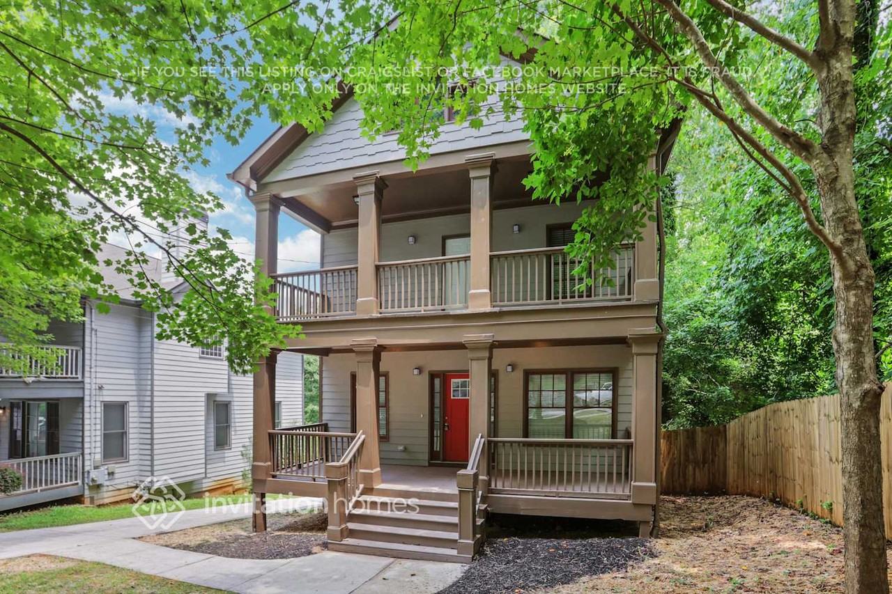 3342 Lawrence St - Photo 2 of 22