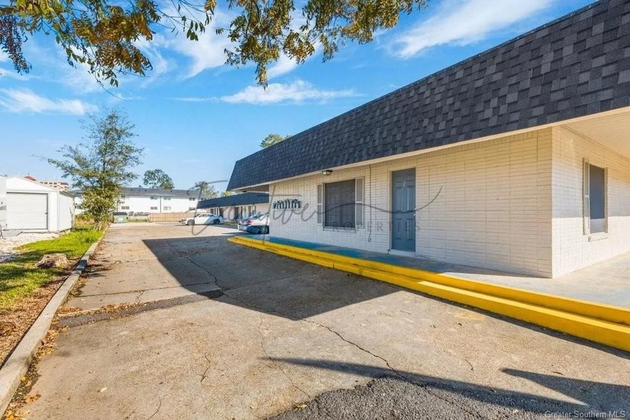 419 Clarence Street #3 - Photo 2 of 11