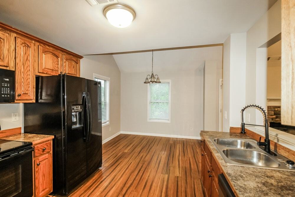 64 Hamil Ct Nw - Photo 7 of 17