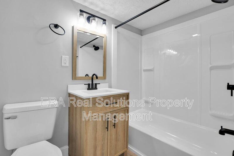 126 E Morrill Ave - Photo 3 of 23