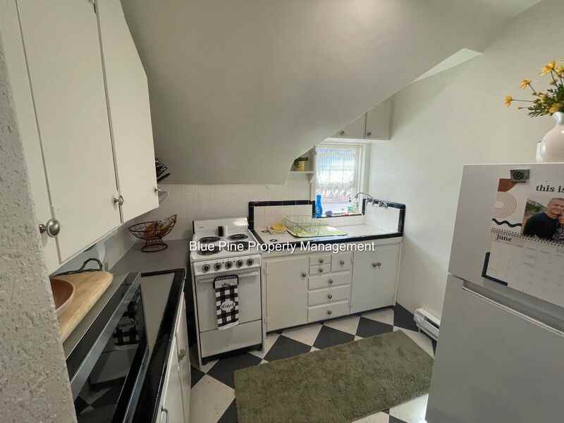 1249 S Emerson Ave #8 - Photo 7 of 10