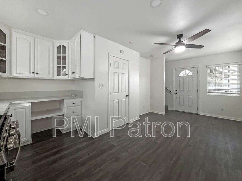 11613 209th St #BACK - Photo 3 of 24