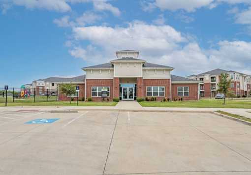 Alpha-Barnes Real Estate Services* 3 of 4