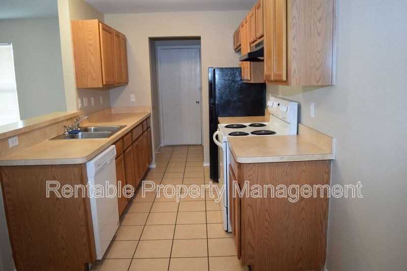 8028 Doreen Ave - Photo 5 of 21