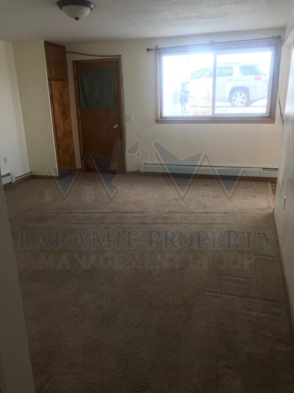 2525 Vista Dr #1 - Photo 4 of 10