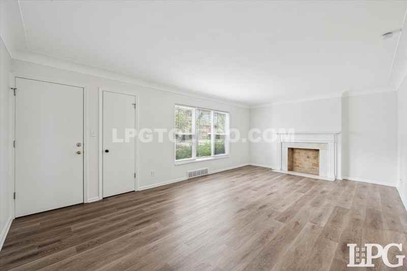 2834 Sherbrooke Rd - Photo 4 of 18