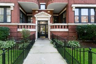 445 W Melrose St #3B - Photo 1 of 1