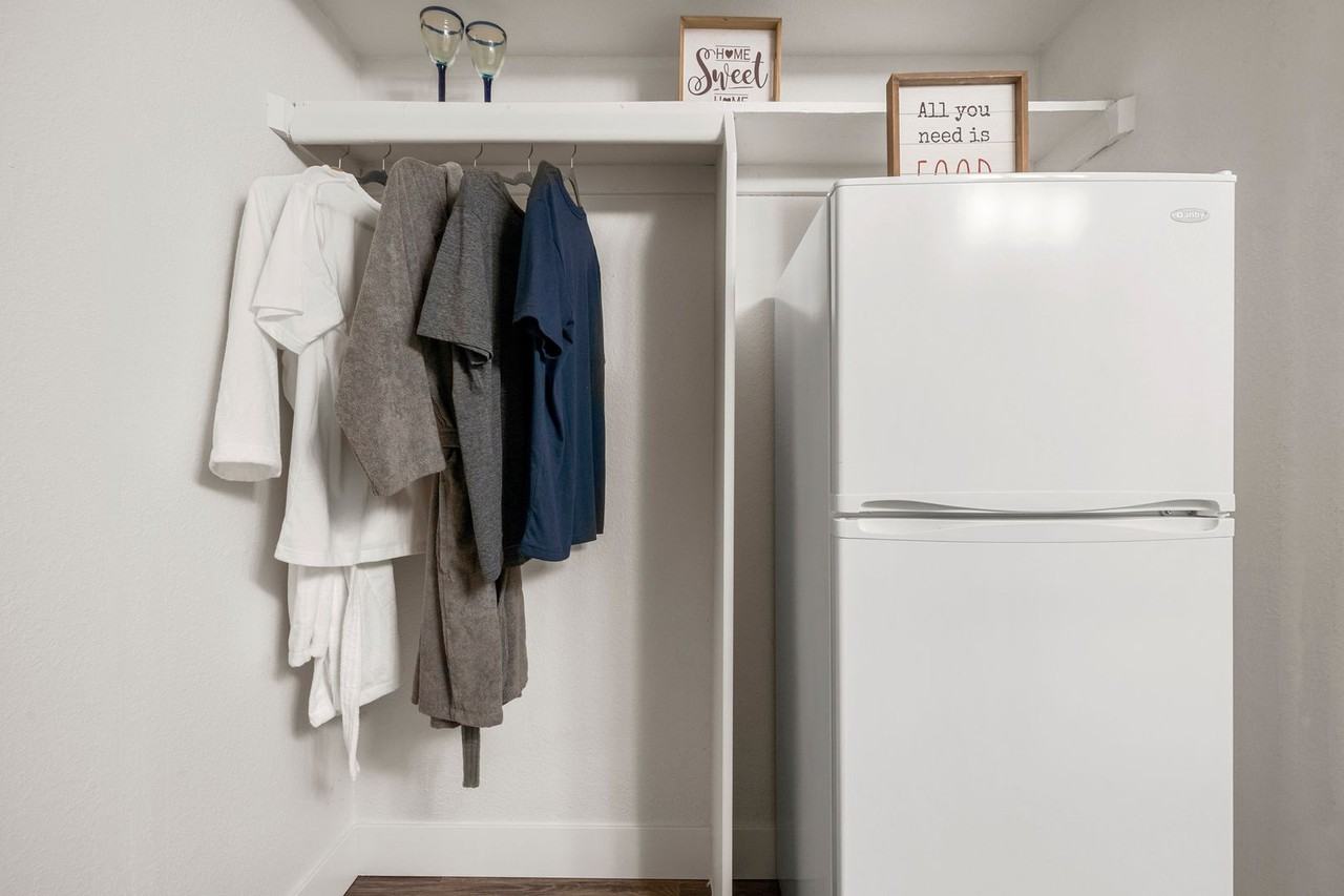 Venture on Colter - Photo 7 of 35