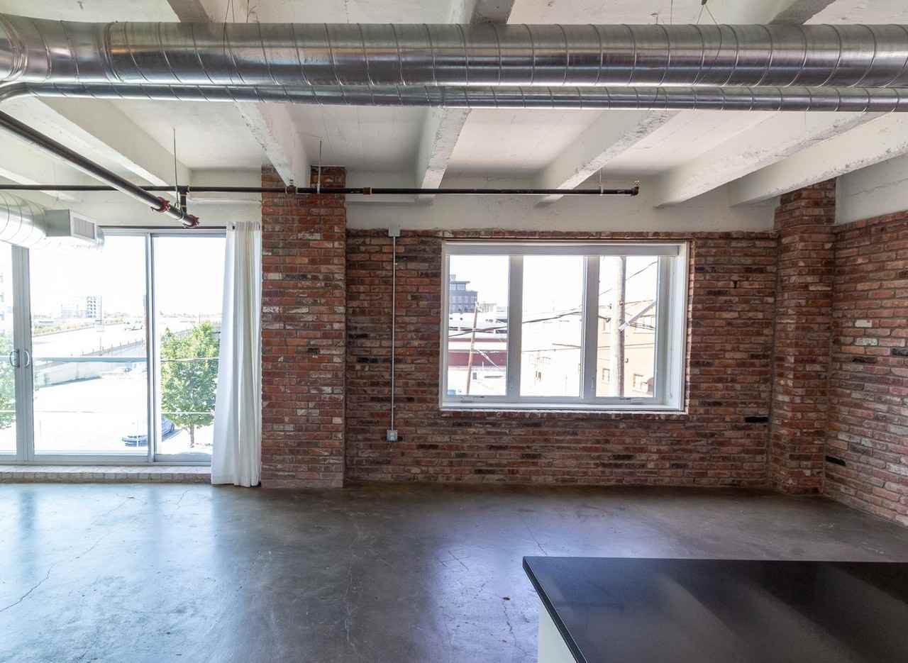 Jacobs Lofts on 1st - Photo 2 of 12