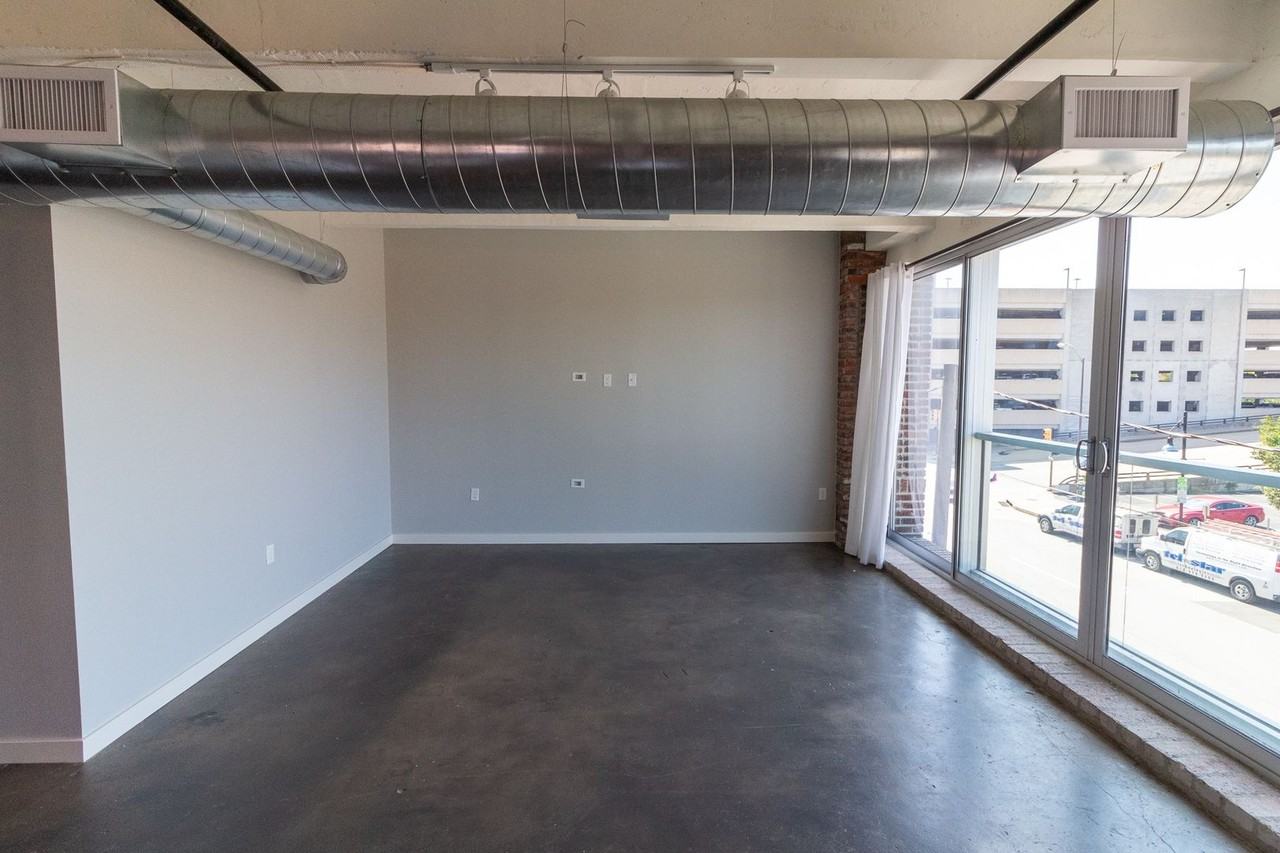 Jacobs Lofts on 1st - Photo 5 of 12