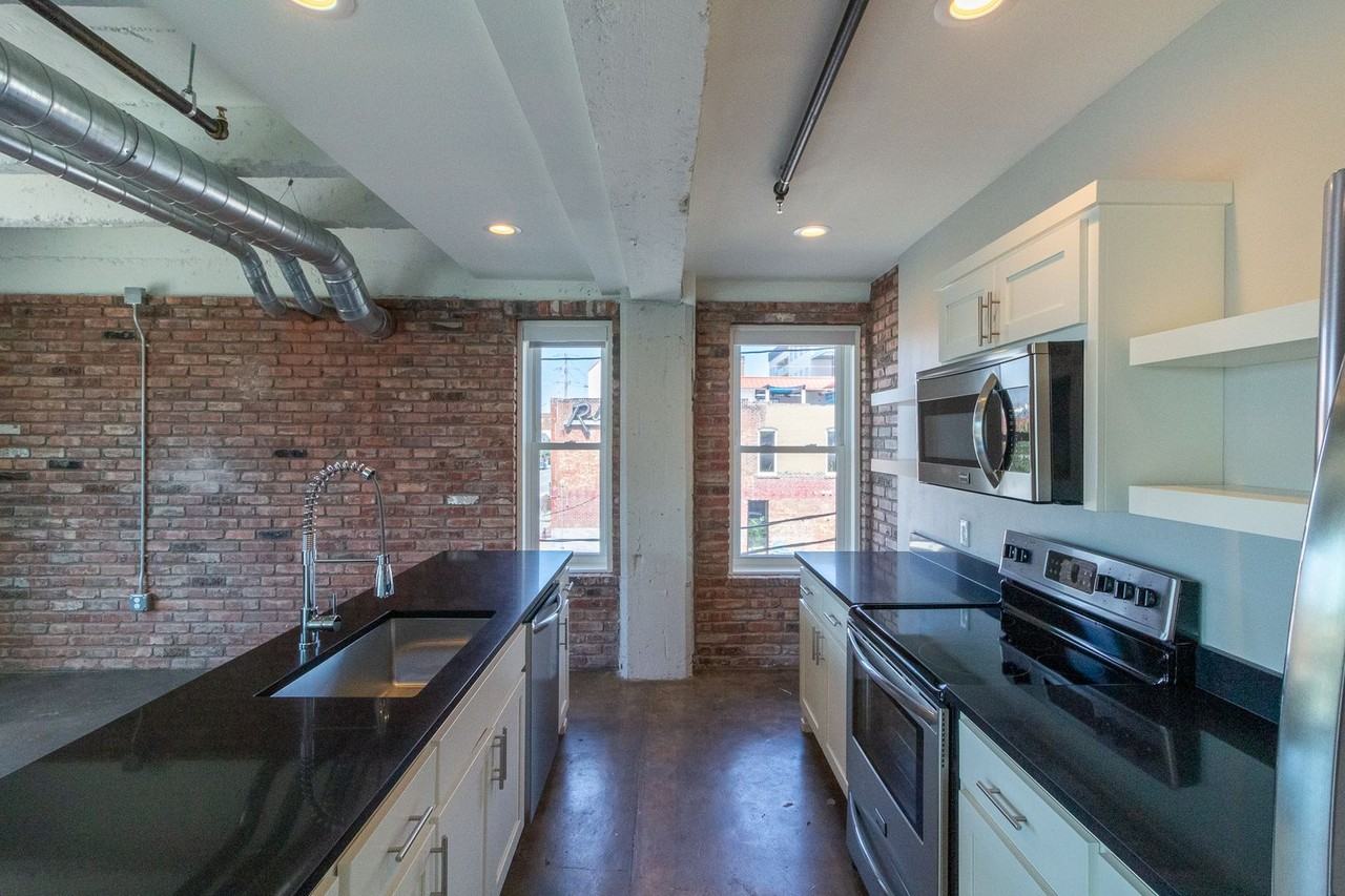 Jacobs Lofts on 1st - Photo 7 of 12