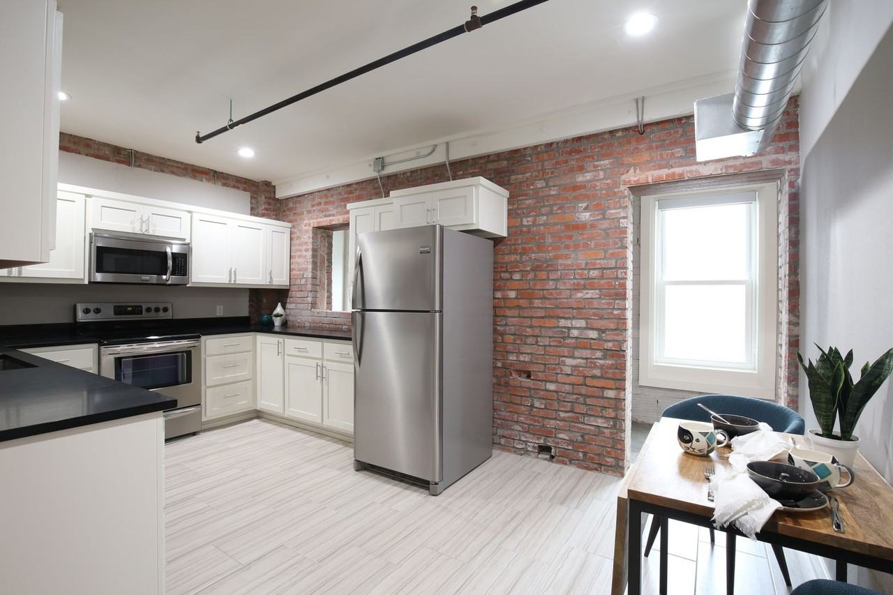Jacobs Lofts on 1st - Photo 6 of 9