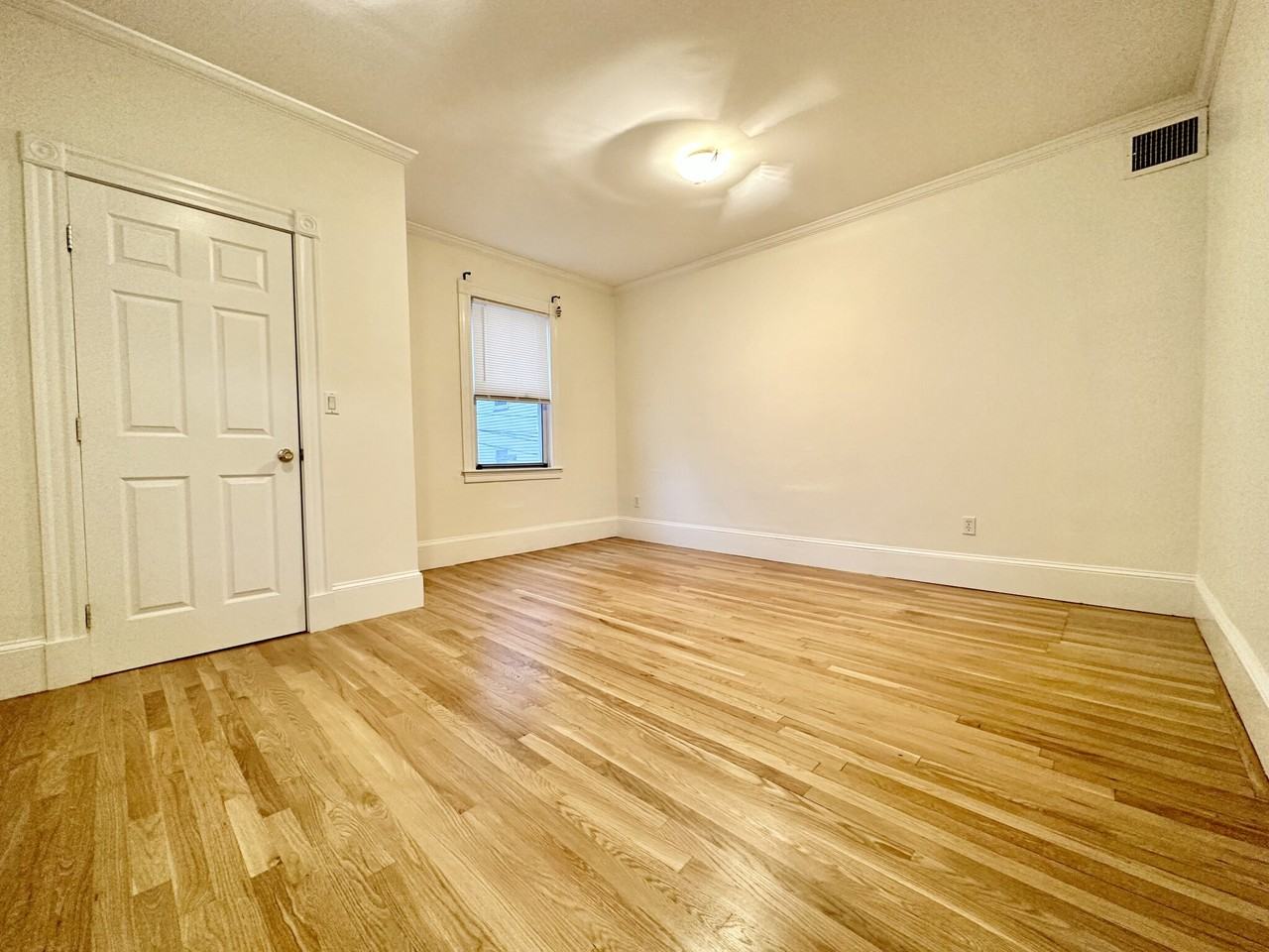 8 White Ave #2 - Photo 7 of 14