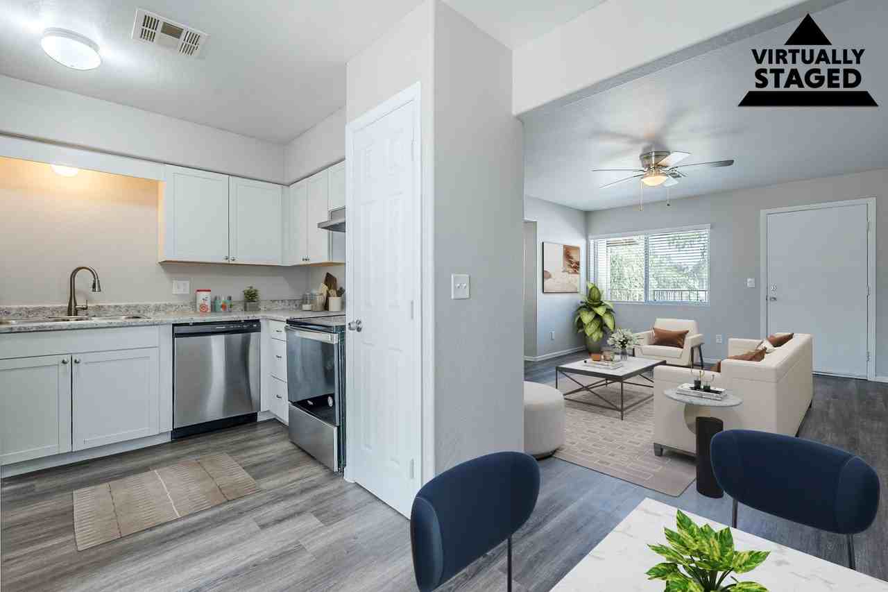 Courtyard Villa - Photo 4 of 5