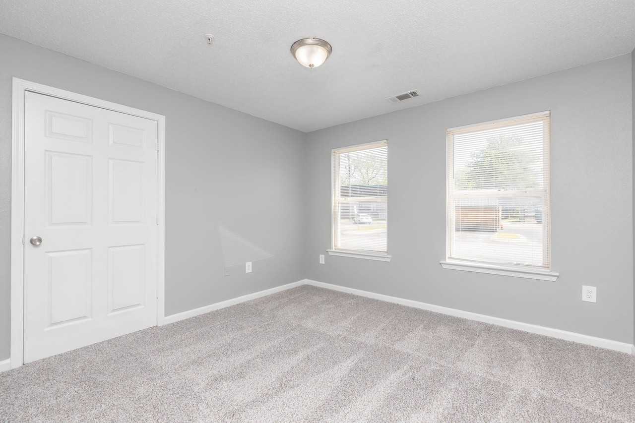 Hallmark at the Park - Photo 7 of 22