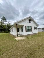 featured image of 467 Pine St