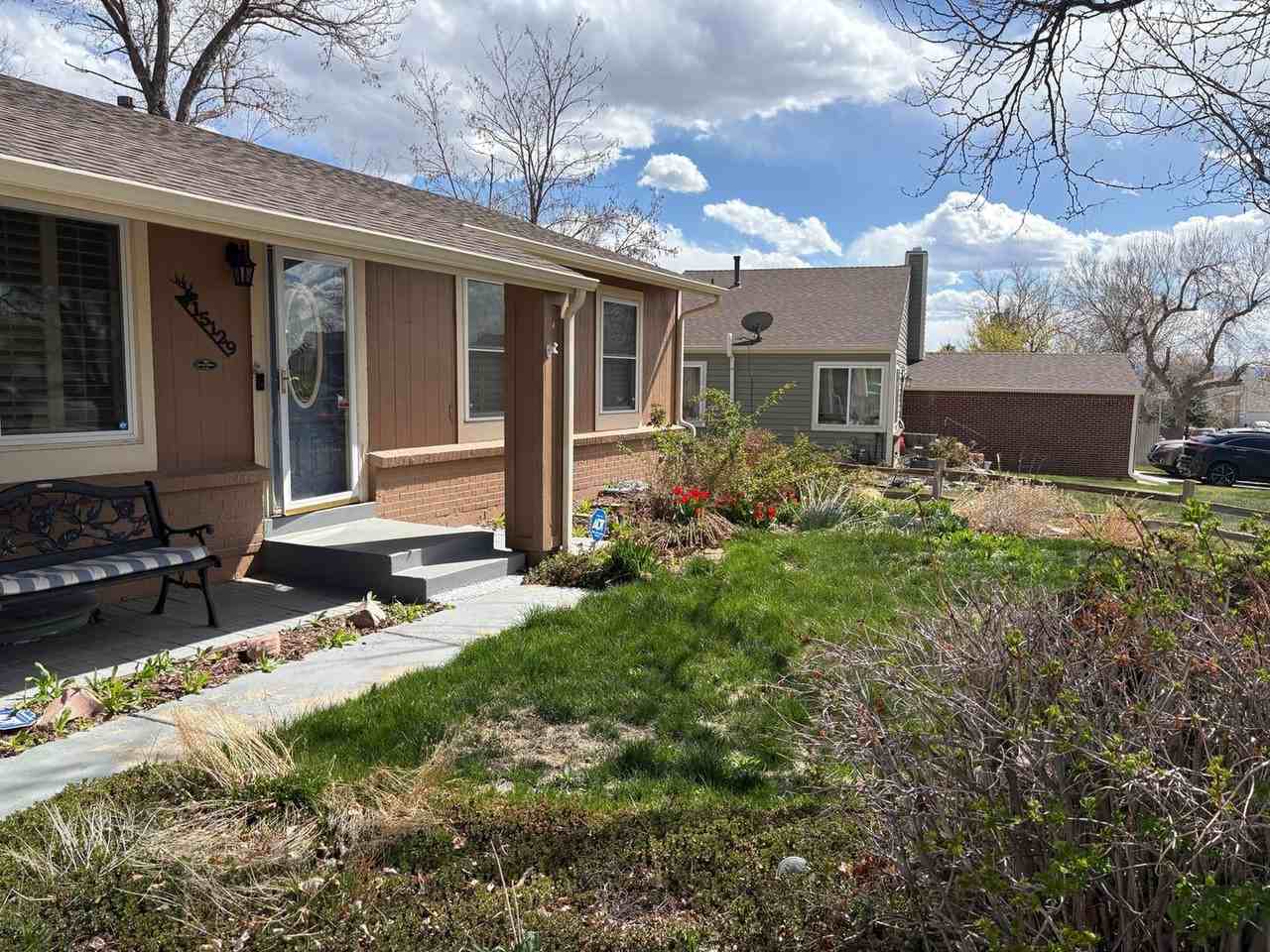 15129 E Stanford Dr - Photo 2 of 24