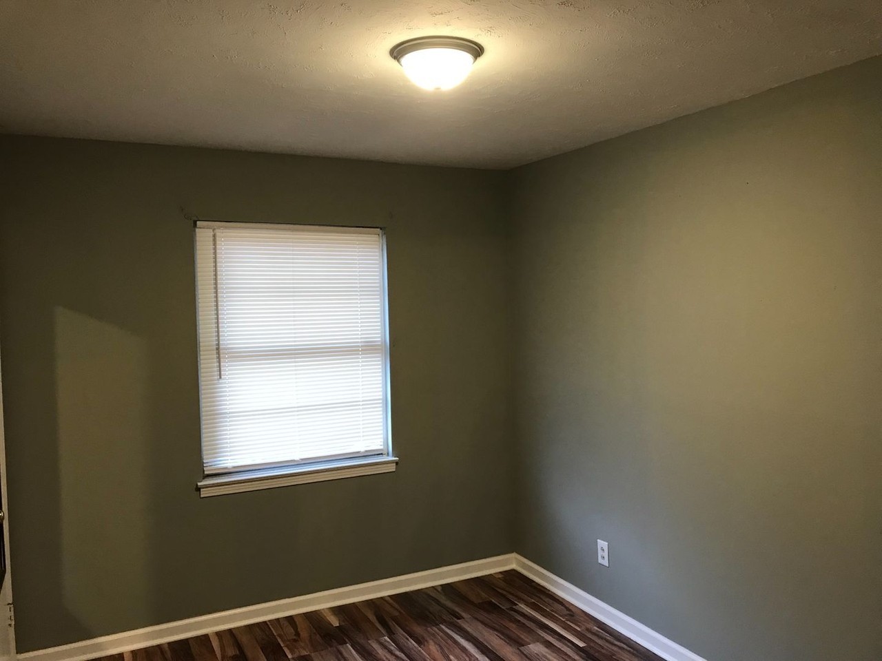 2984 Cherry Rd - Photo 3 of 6